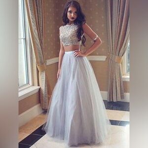 AVERY G Two Piece Gown Sequin Cropped Top 5 layer Tule Skirt Prom Wedding NWT